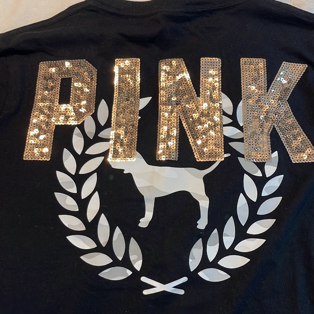 Victoria’s Secret PINK campus tee size M sequins